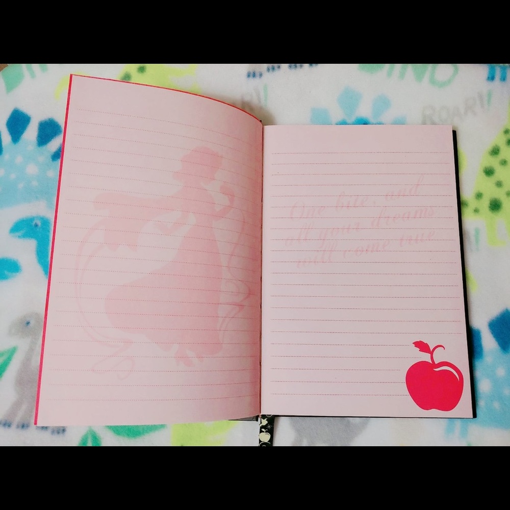 VERY RARE Disney Snow White Journal Notebook - Picture 3 of 16